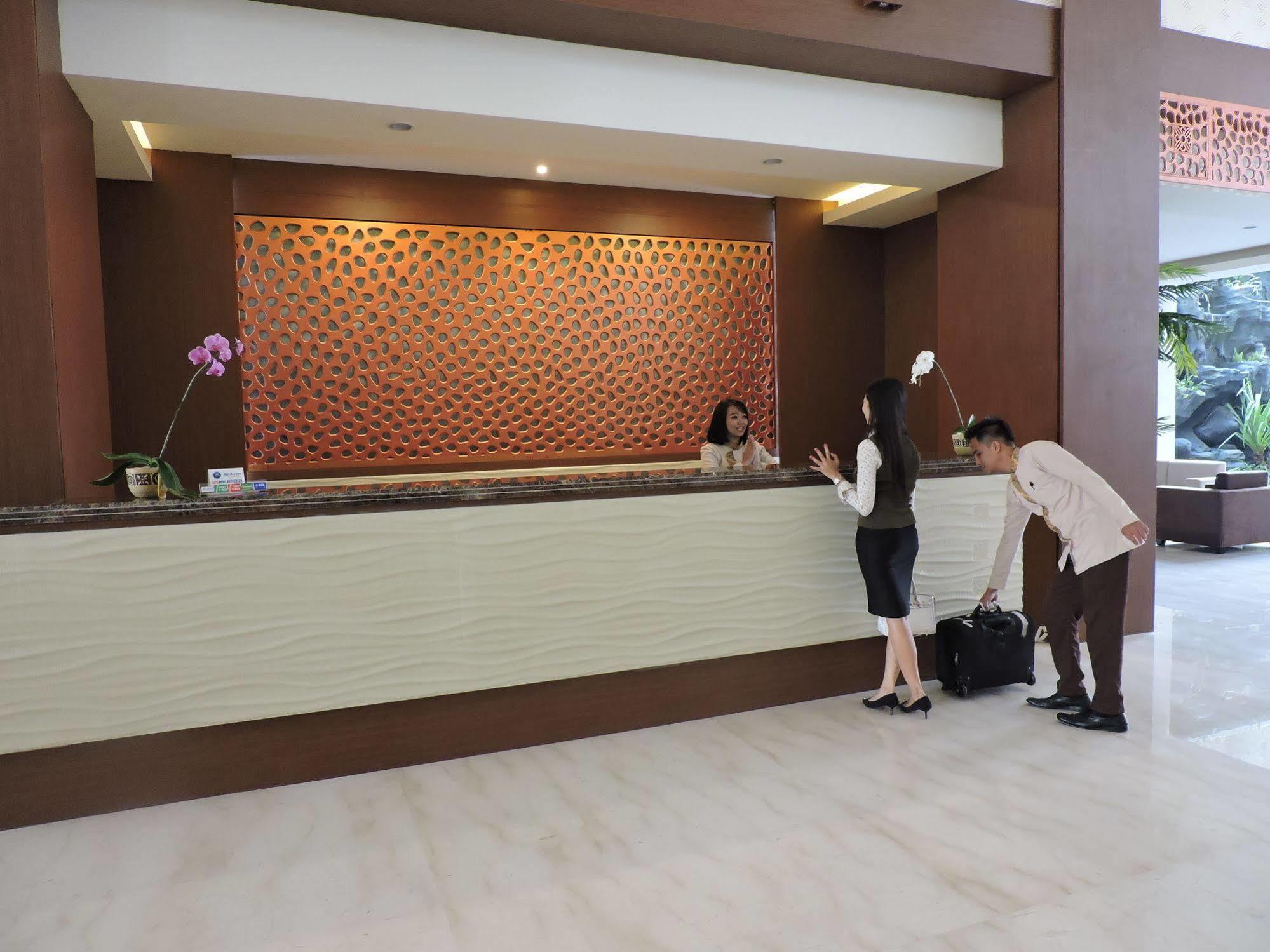 เดอะ บาลาวา โฮเต็ล Hotel มะลัง ภายนอก รูปภาพ
